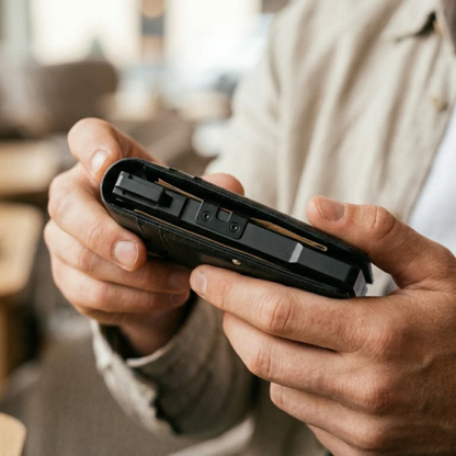 CV MagVault® Minimalist Wallet - Maximum Capacity. Minimal Footprint.
